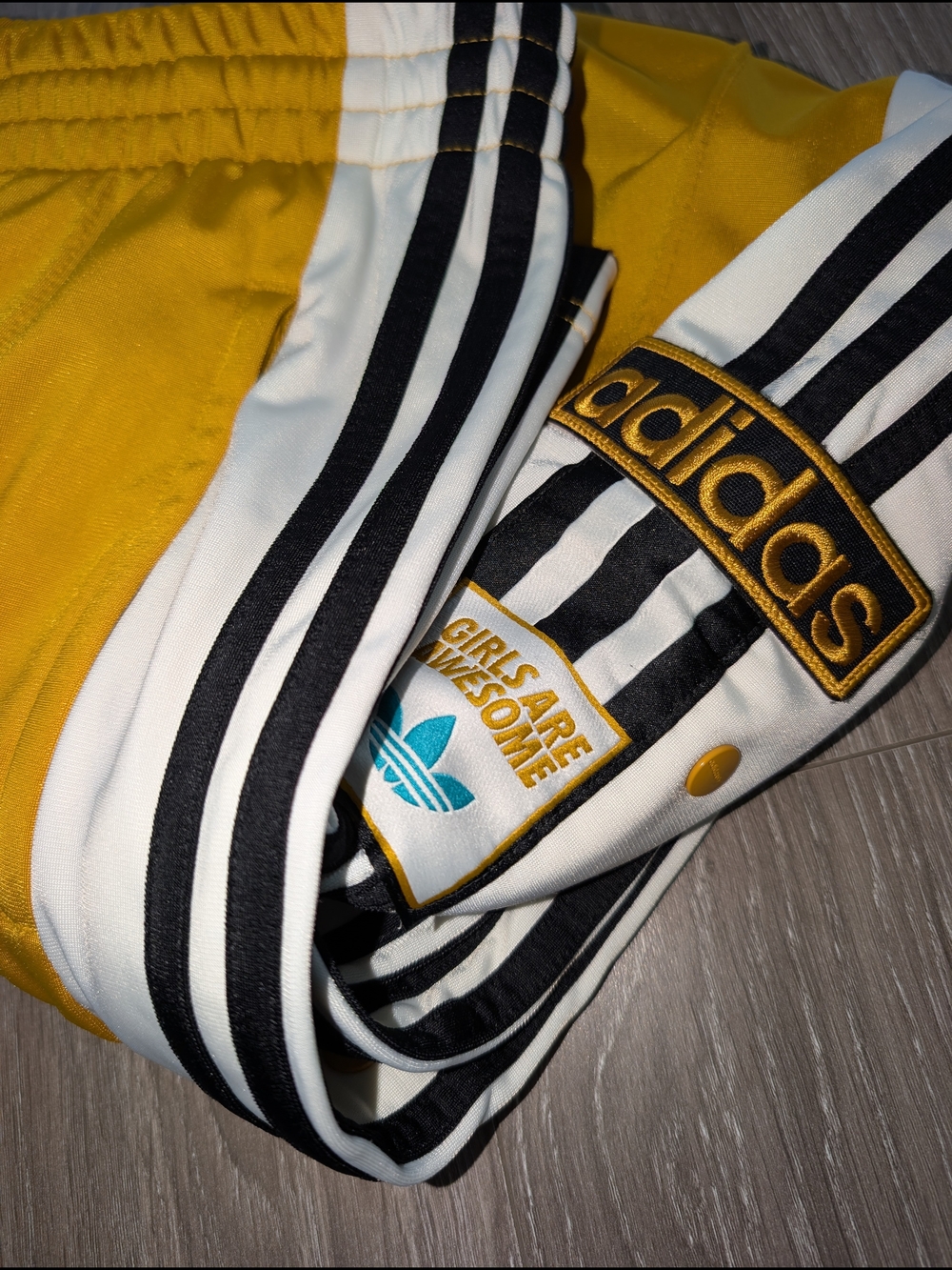NWOT adidas Yellow White Black Track Pants - Snap Side Stripes